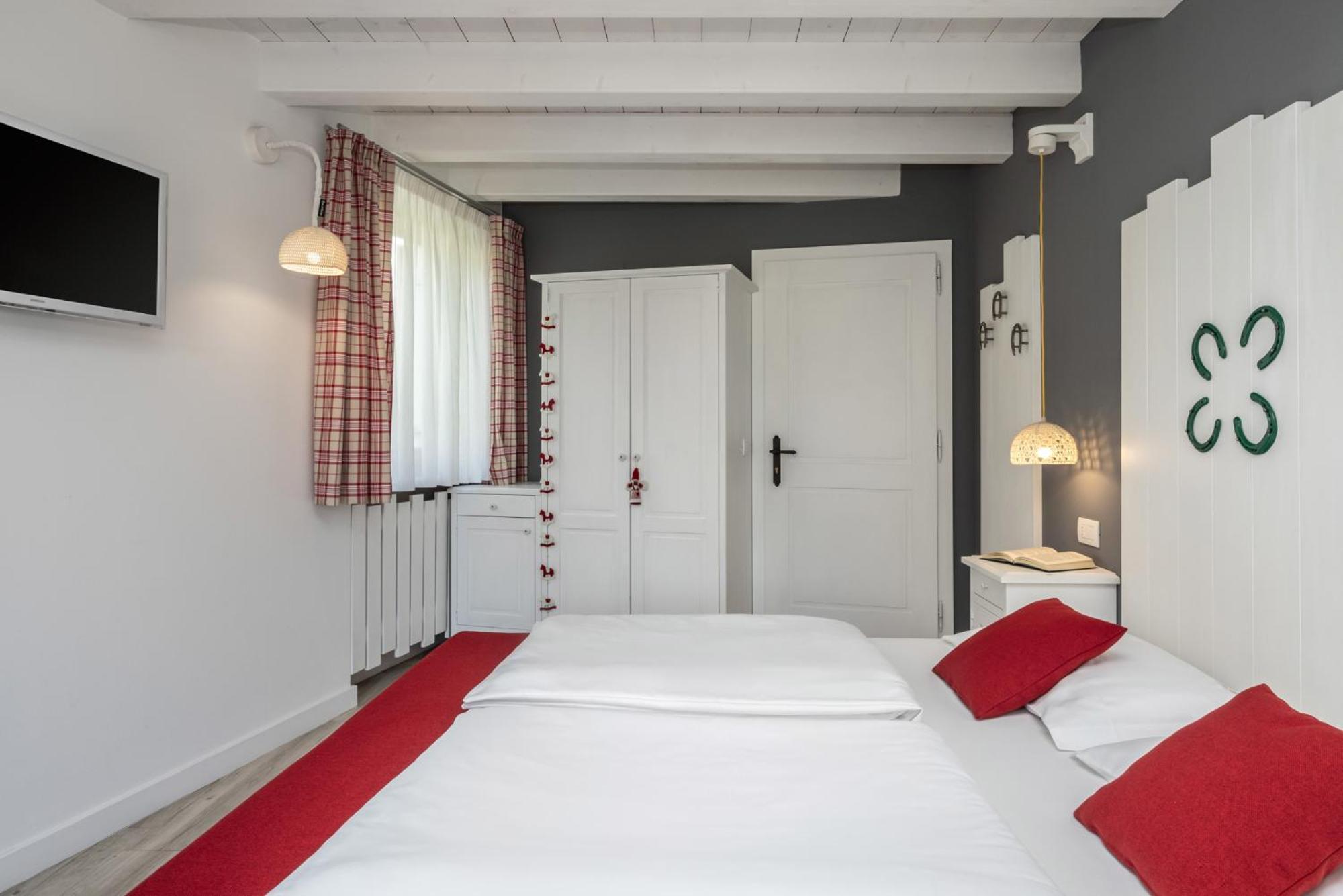 Horse House Bed & Breakfast Romallo Luaran gambar