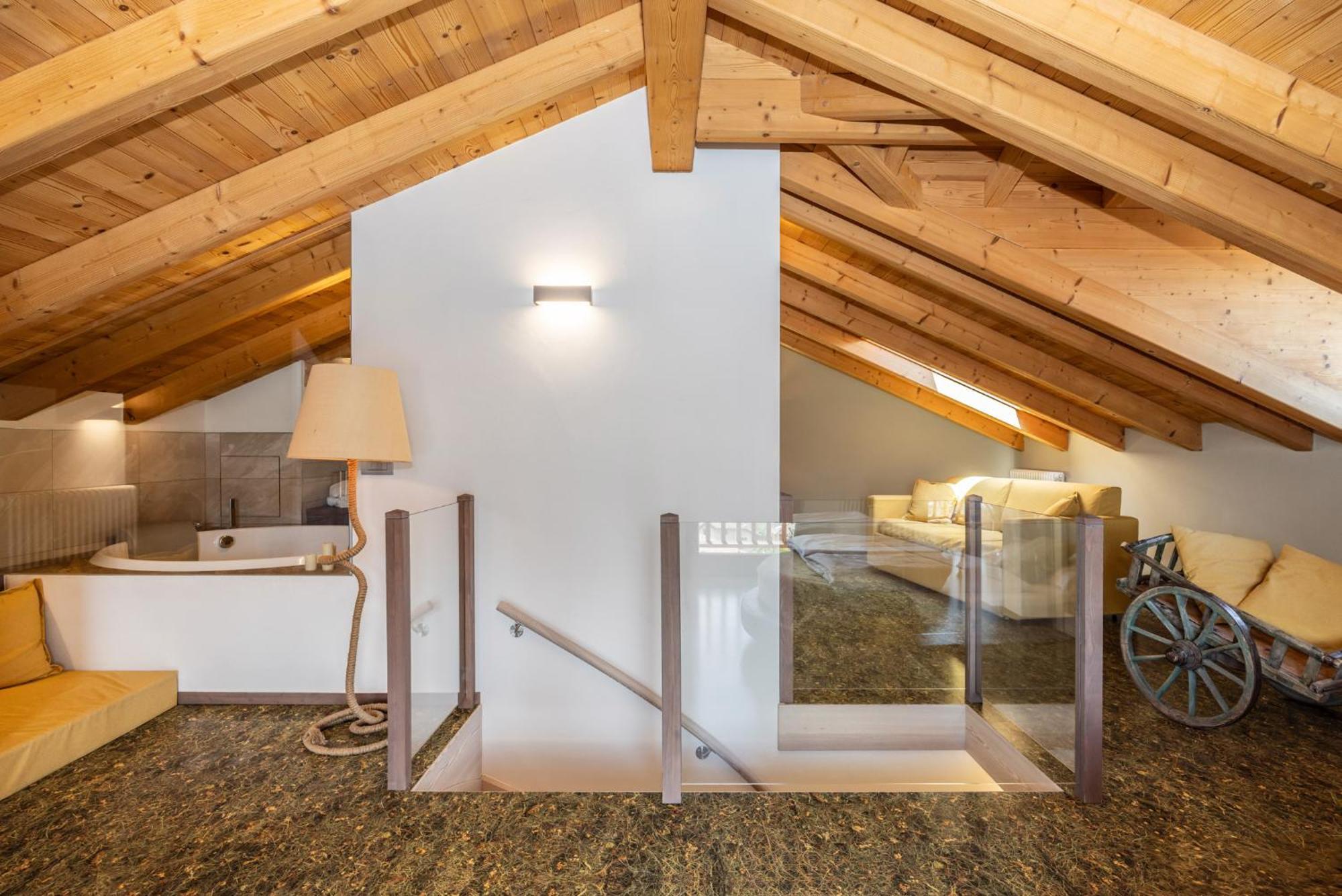 Horse House Bed & Breakfast Romallo Luaran gambar